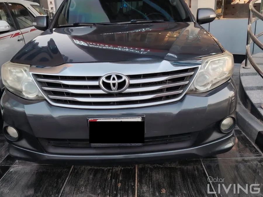 Toyota Fortuner 2014